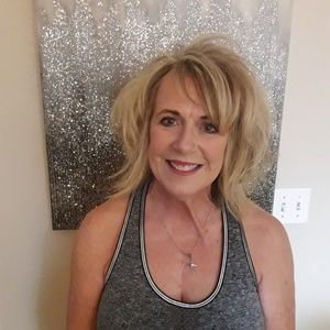 Meet your Posher, Pam